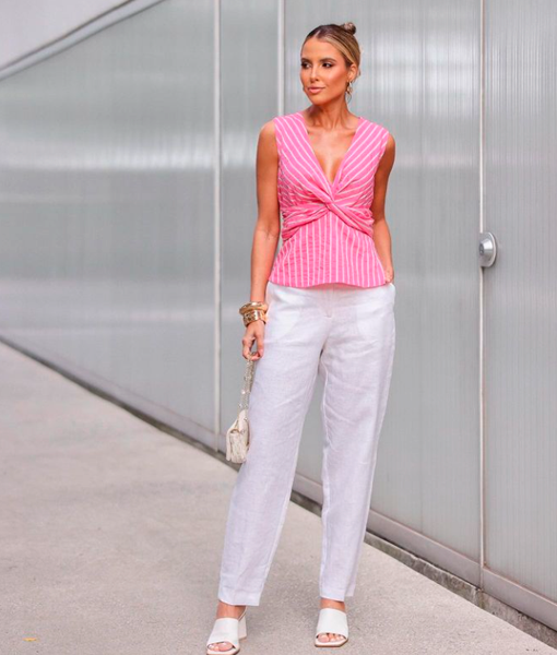 blusa em viscose, listrada peplum com torção no decote